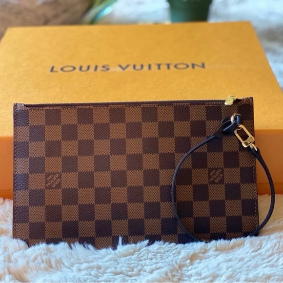 Authentic Louis Vuitton NEW damier ebene Neverfull GM pouch - Picture 1 of 12